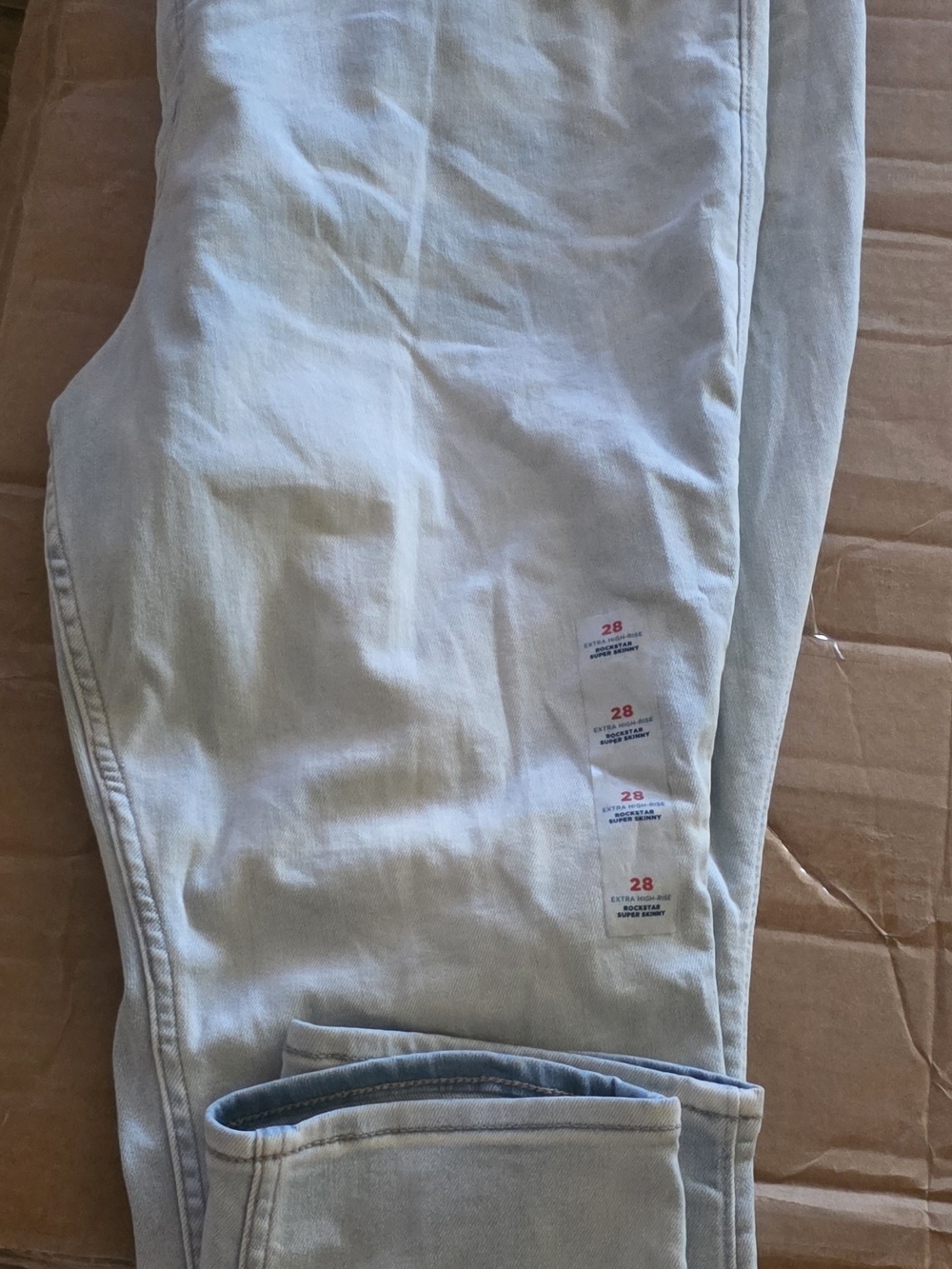 Old Navy Light Blue Women’s Skinny Jeans